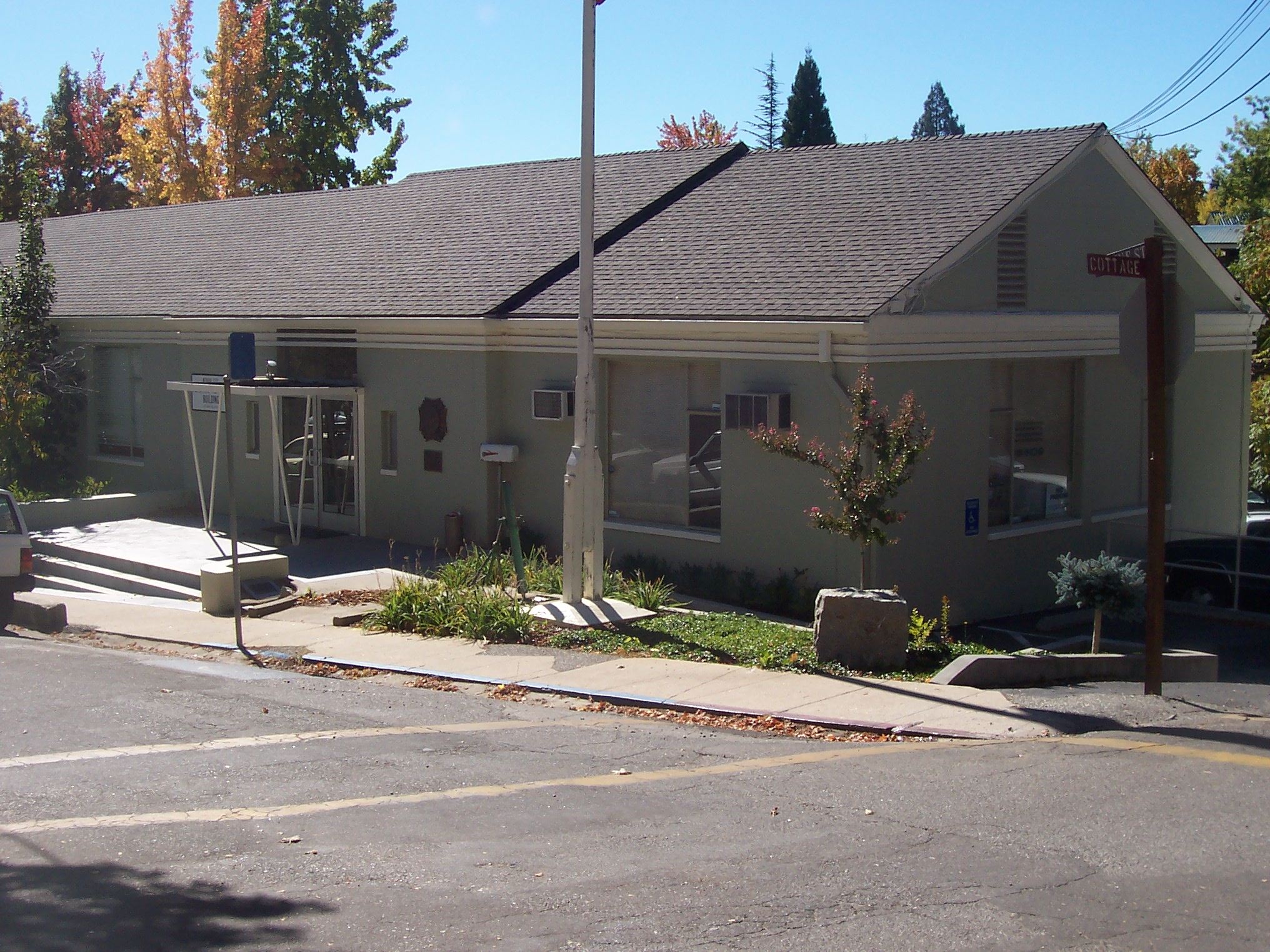 Nevada City Veterans Building